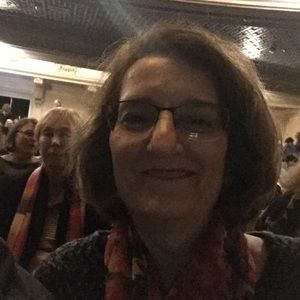 Meet your Posher, Lynn